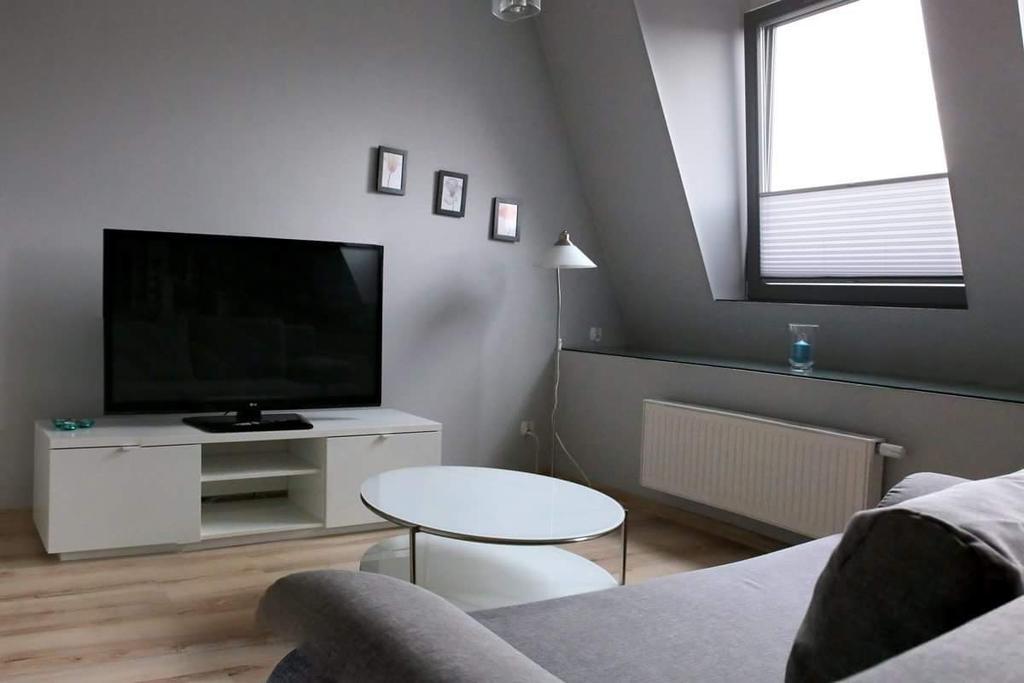 35m² Studio-Apartment, 1 eigene Posen Exterior foto
